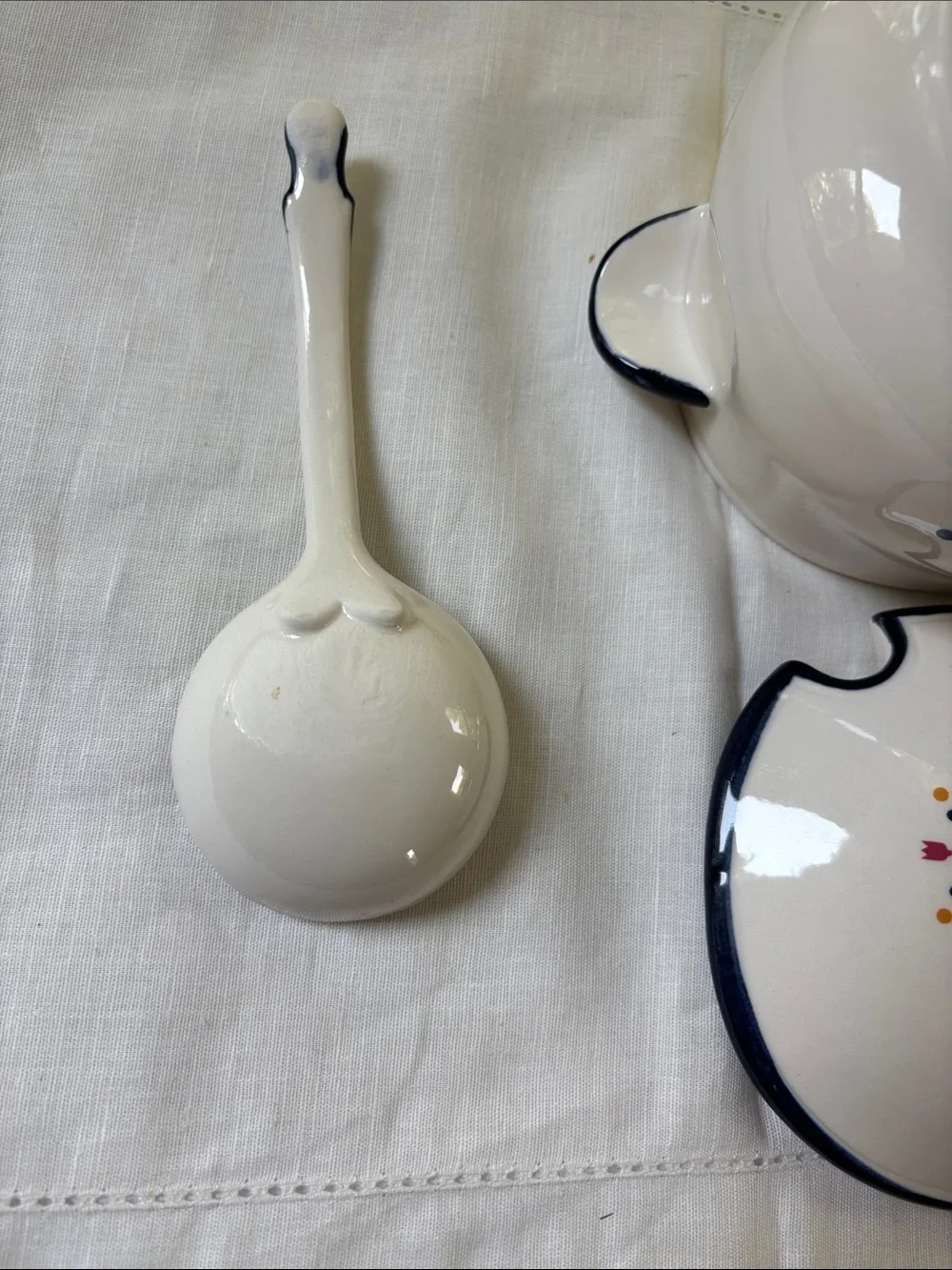 Vintage Country Borders Japan Lidded Ceramic Gravy Boat Tureen